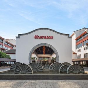 Sheraton Grand Hangzhou Wetland Park Resort